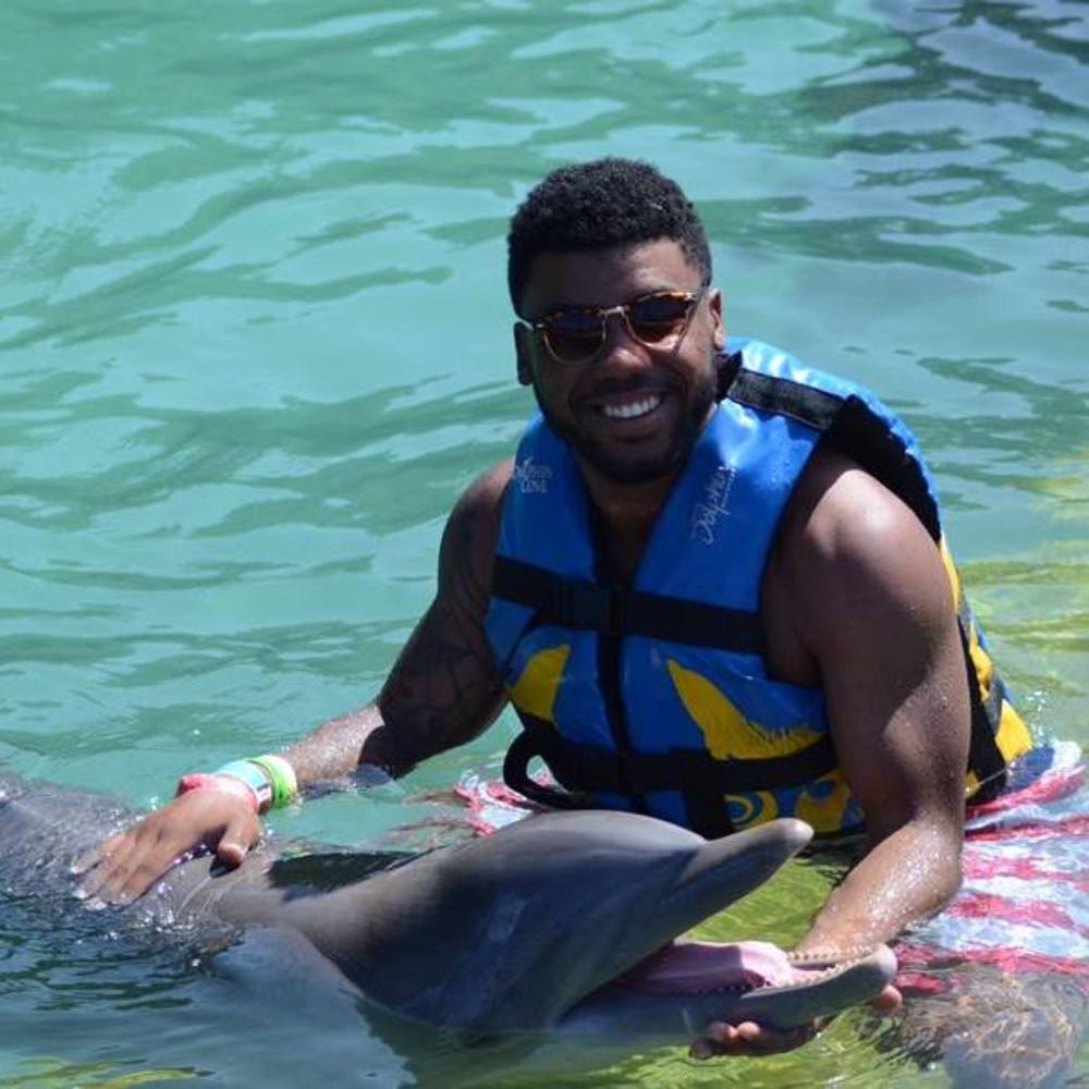 Meet your Posher, Darrin